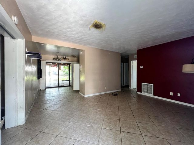 1732 NE 15TH Avenue, Fort Lauderdale, FL 33305