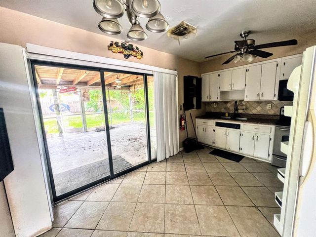 1732 NE 15TH Avenue, Fort Lauderdale, FL 33305