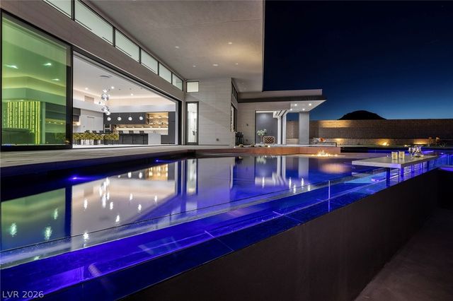 563 Grand Rim Drive, Henderson, NV 89012