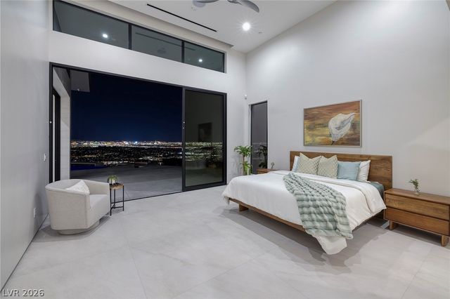 563 Grand Rim Drive, Henderson, NV 89012