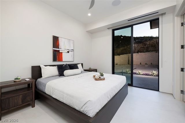 563 Grand Rim Drive, Henderson, NV 89012