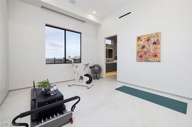 563 Grand Rim Drive, Henderson, NV 89012