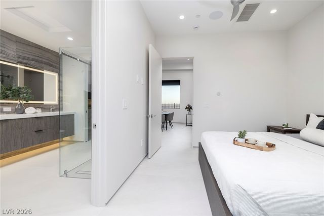 563 Grand Rim Drive, Henderson, NV 89012