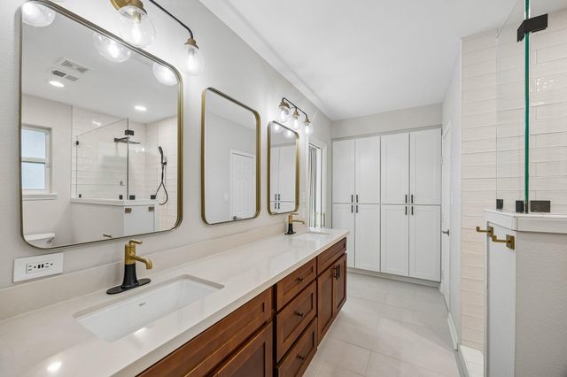 12314 Honeywood Trail, Houston, TX 77077