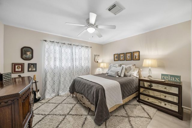 12314 Honeywood Trail, Houston, TX 77077