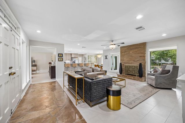 12314 Honeywood Trail, Houston, TX 77077