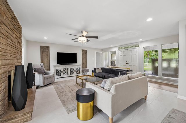 12314 Honeywood Trail, Houston, TX 77077