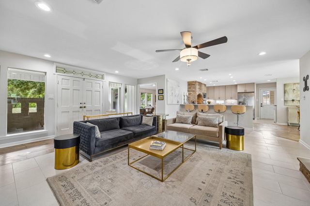 12314 Honeywood Trail, Houston, TX 77077