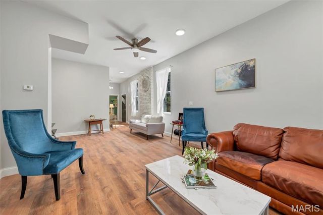 2913 Gasconade Street, St Louis, MO 63118