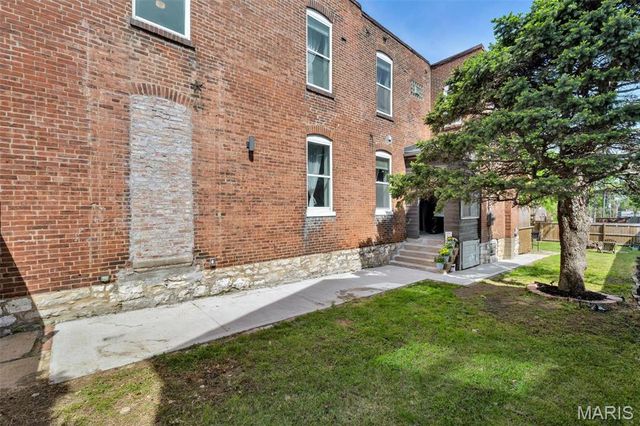 2913 Gasconade Street, St Louis, MO 63118