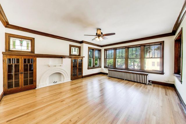 3559 S Seeley Avenue, Chicago, IL 60609