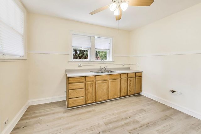 3559 S Seeley Avenue, Chicago, IL 60609