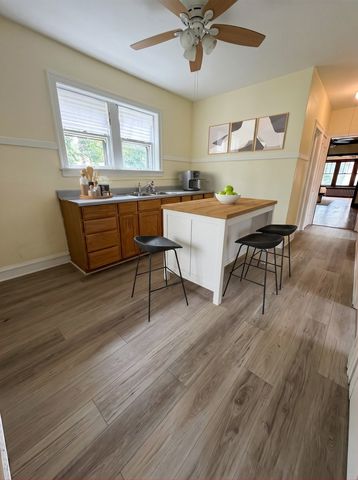 3559 S Seeley Avenue, Chicago, IL 60609