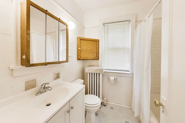 3559 S Seeley Avenue, Chicago, IL 60609