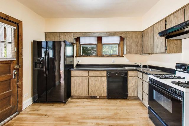 3559 S Seeley Avenue, Chicago, IL 60609