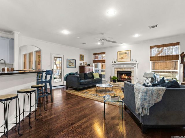 16107 La Madera Rio, Helotes, TX 78023