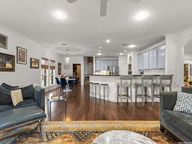 16107 La Madera Rio, Helotes, TX 78023