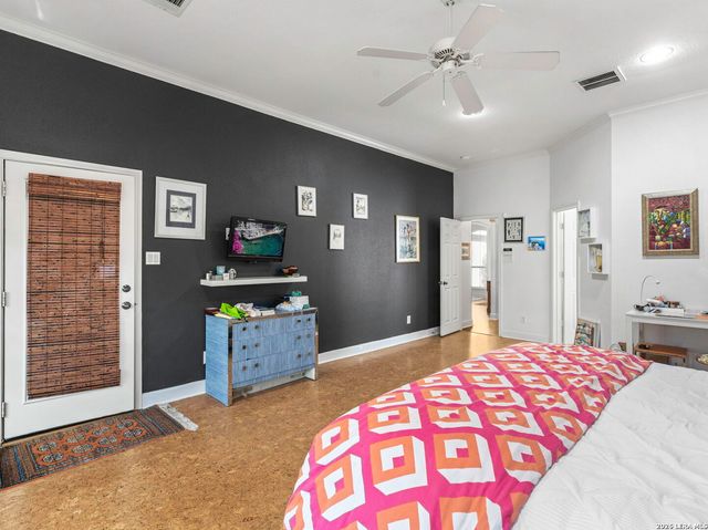 16107 La Madera Rio, Helotes, TX 78023