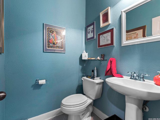 16107 La Madera Rio, Helotes, TX 78023