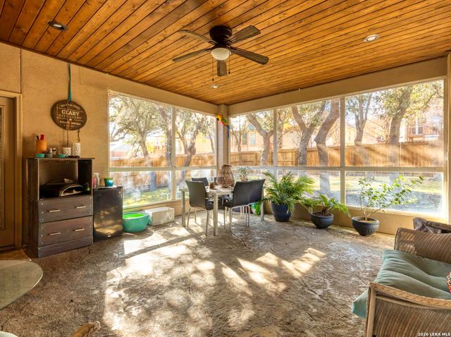 16107 La Madera Rio, Helotes, TX 78023