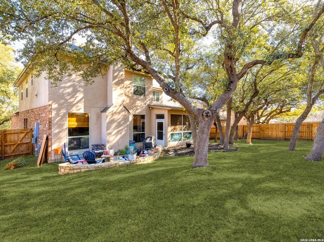 16107 La Madera Rio, Helotes, TX 78023