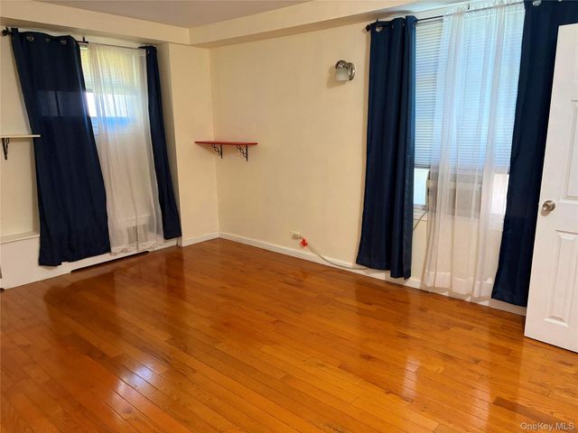98-20 62nd Drive 3D, Rego Park, NY 11374