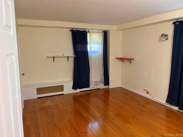 98-20 62nd Drive 3D, Rego Park, NY 11374
