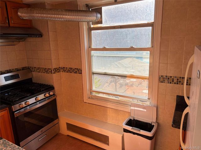 98-20 62nd Drive 3D, Rego Park, NY 11374