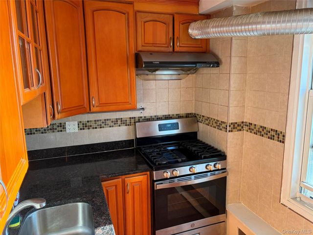 98-20 62nd Drive 3D, Rego Park, NY 11374