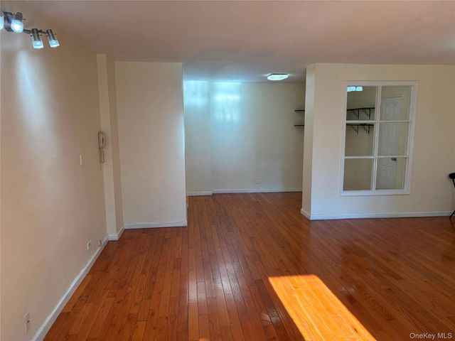 98-20 62nd Drive 3D, Rego Park, NY 11374