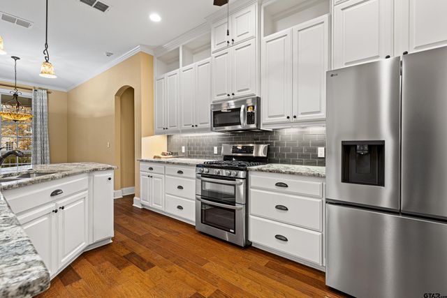 3949 Hanover Place, Tyler, TX 75701