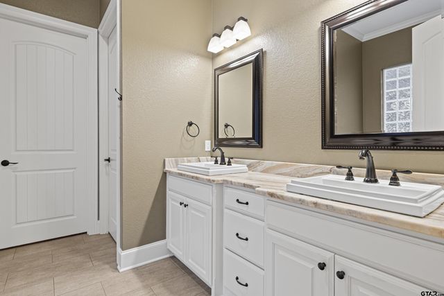 3949 Hanover Place, Tyler, TX 75701