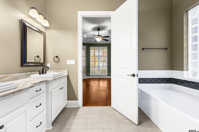 3949 Hanover Place, Tyler, TX 75701