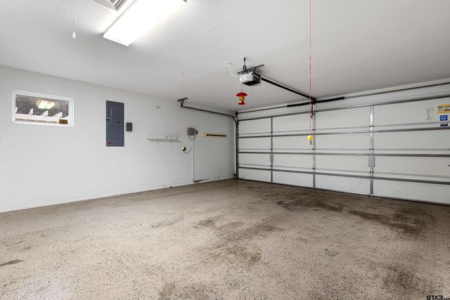 3949 Hanover Place, Tyler, TX 75701