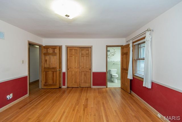 28 Woodcrest Drive, Ladue, MO 63124