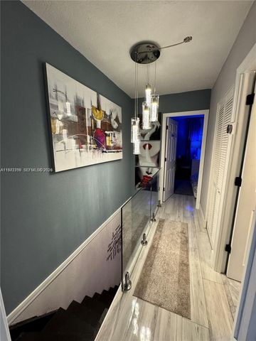 3870 W 8th Ln 19, Hialeah, FL 33012