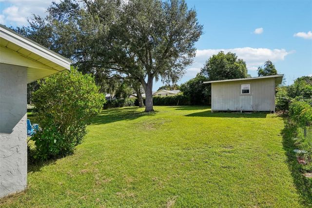36146 HICKORY STREET, Fruitland Park, FL 34731