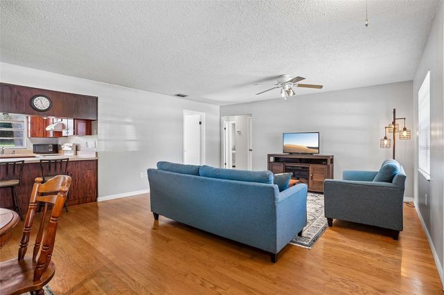 36146 HICKORY STREET, Fruitland Park, FL 34731