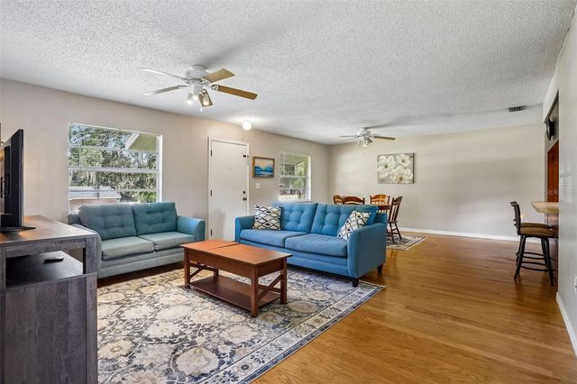 36146 HICKORY STREET, Fruitland Park, FL 34731
