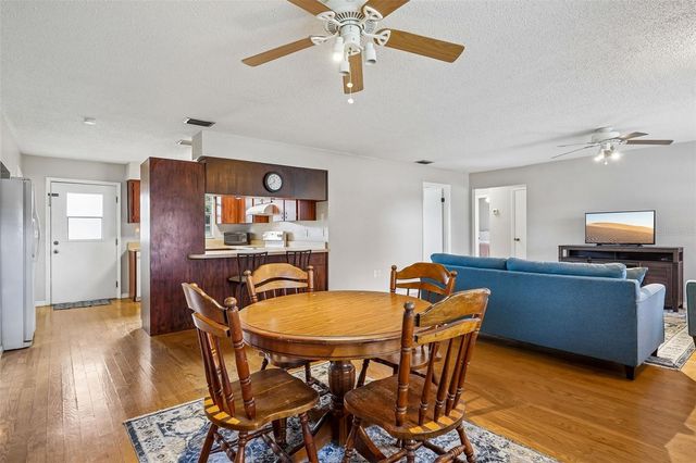 36146 HICKORY STREET, Fruitland Park, FL 34731