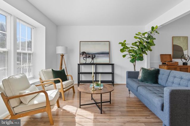 6940 MYERSVIEW DR, Middle River, MD 21220