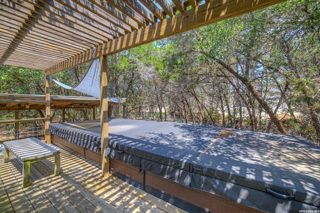 1133 BALDY MOUNTAIN CT, Canyon Lake, TX 78133