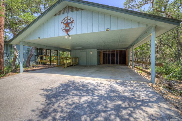 1133 BALDY MOUNTAIN CT, Canyon Lake, TX 78133