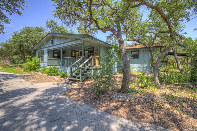 1133 BALDY MOUNTAIN CT, Canyon Lake, TX 78133