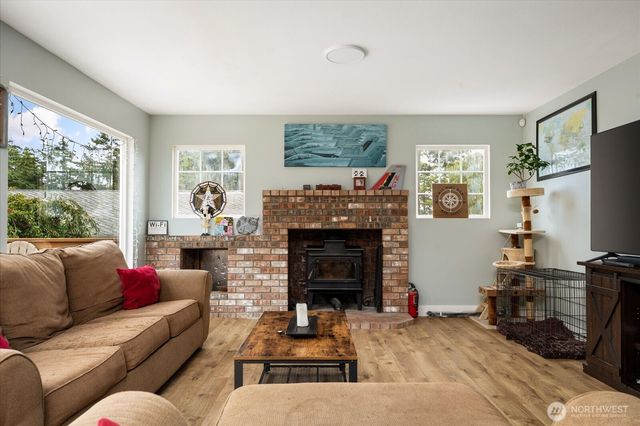 1270 SW 4th Avenue, Oak Harbor, WA 98277
