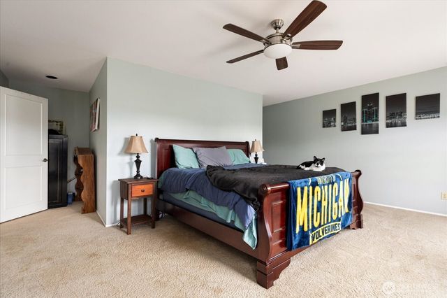 1270 SW 4th Avenue, Oak Harbor, WA 98277