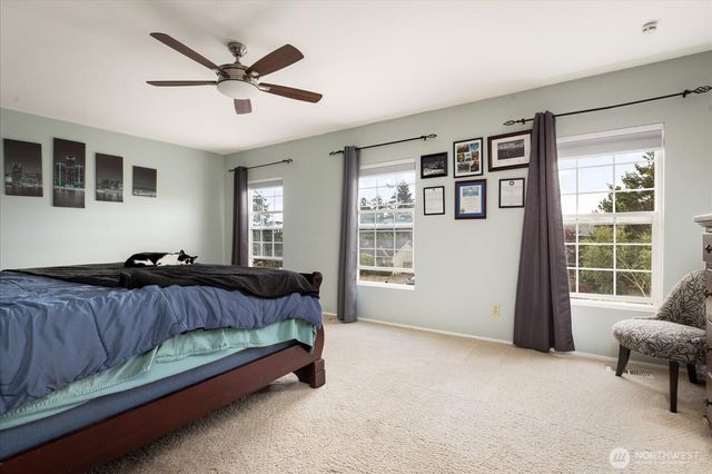 1270 SW 4th Avenue, Oak Harbor, WA 98277