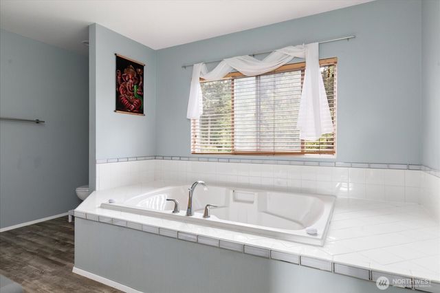 1270 SW 4th Avenue, Oak Harbor, WA 98277