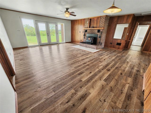 32132 Hwy 82, Cookson, OK 74427