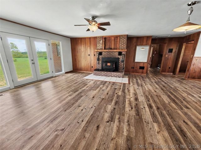 32132 Hwy 82, Cookson, OK 74427